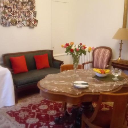 Bed and Breakfast Chambre De Flore Versailles Exterior foto