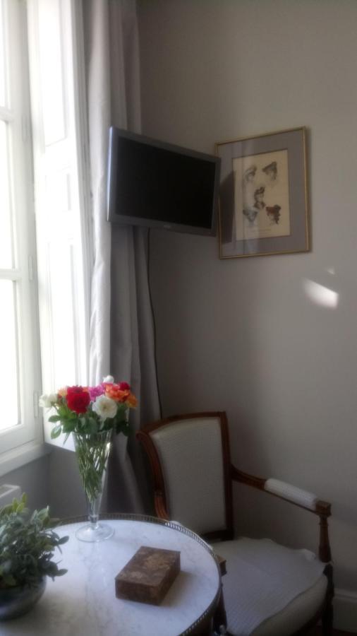 Bed and Breakfast Chambre De Flore Versailles Exterior foto